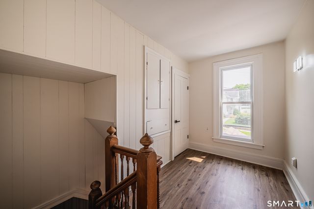 32 Elm Street, Bristol, CT 06010