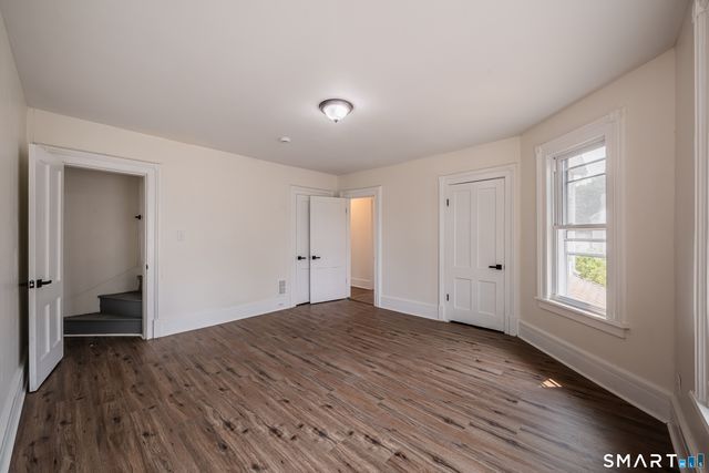 32 Elm Street, Bristol, CT 06010