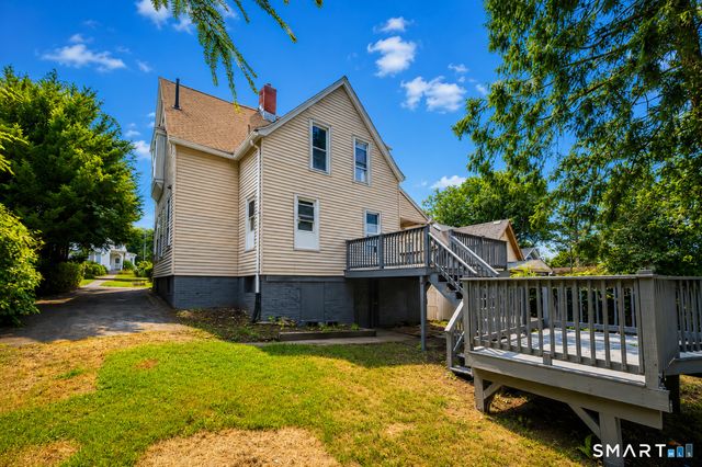 32 Elm Street, Bristol, CT 06010