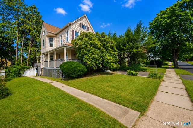 32 Elm Street, Bristol, CT 06010