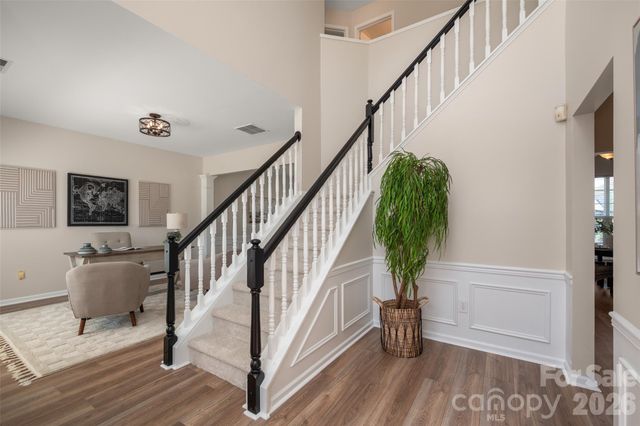 8518 Dennington Grove Lane, Charlotte, NC 28277
