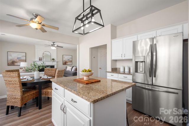 8518 Dennington Grove Lane, Charlotte, NC 28277