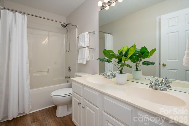 8518 Dennington Grove Lane, Charlotte, NC 28277