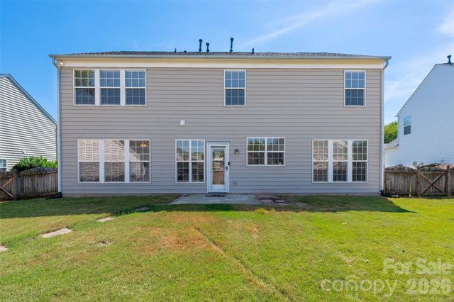8518 Dennington Grove Lane, Charlotte, NC 28277