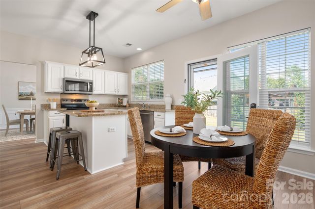 8518 Dennington Grove Lane, Charlotte, NC 28277