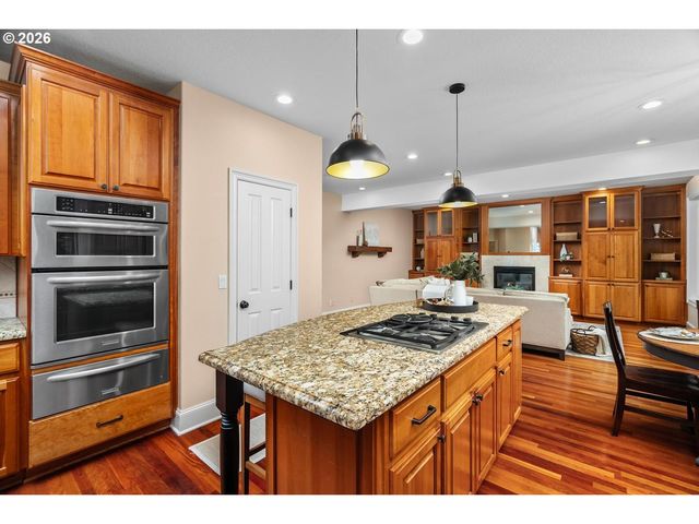 12352 Nw HIBBARD Dr, Portland, OR 97229