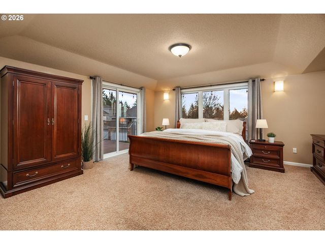 12352 Nw HIBBARD Dr, Portland, OR 97229