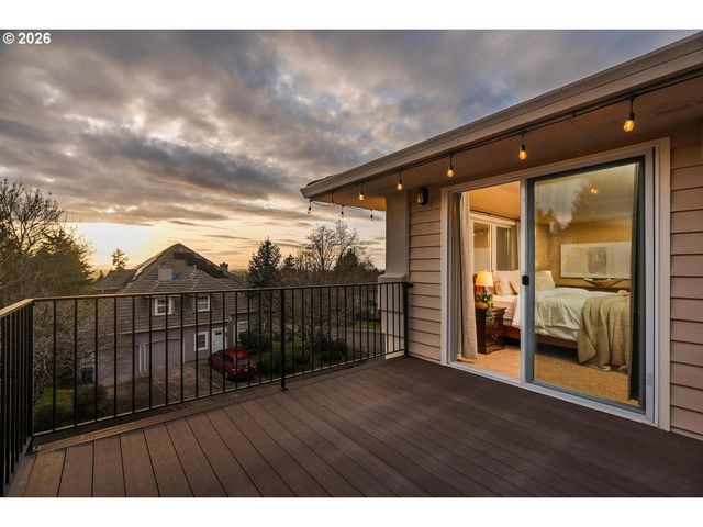 12352 Nw HIBBARD Dr, Portland, OR 97229