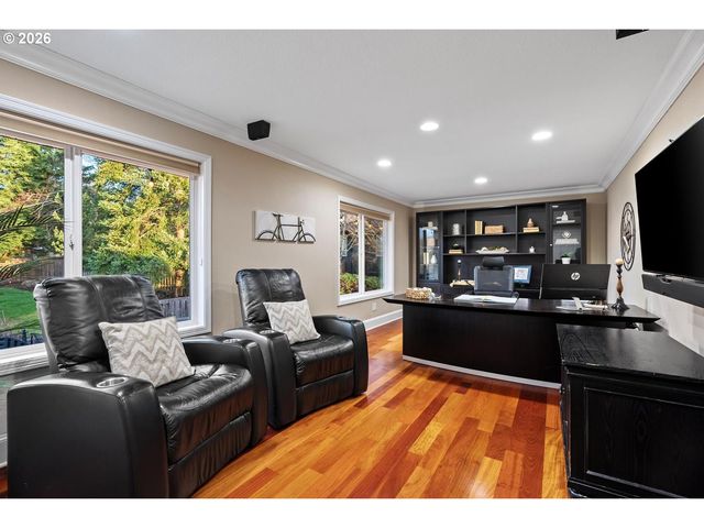 12352 Nw HIBBARD Dr, Portland, OR 97229