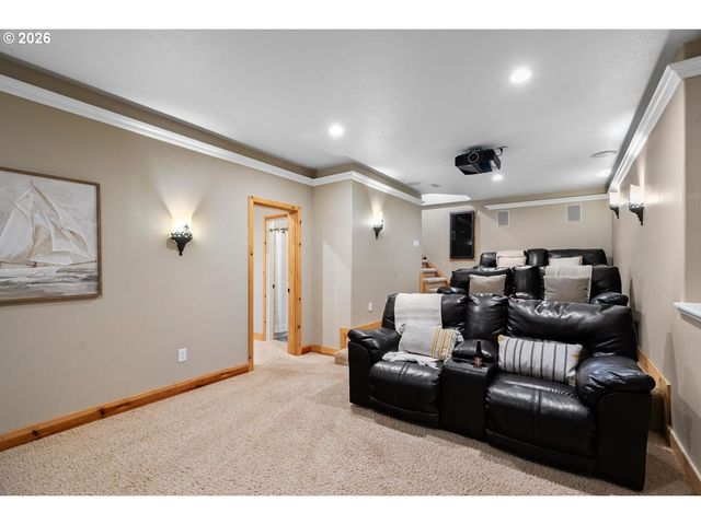 12352 Nw HIBBARD Dr, Portland, OR 97229