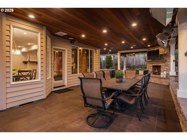 12352 Nw HIBBARD Dr, Portland, OR 97229