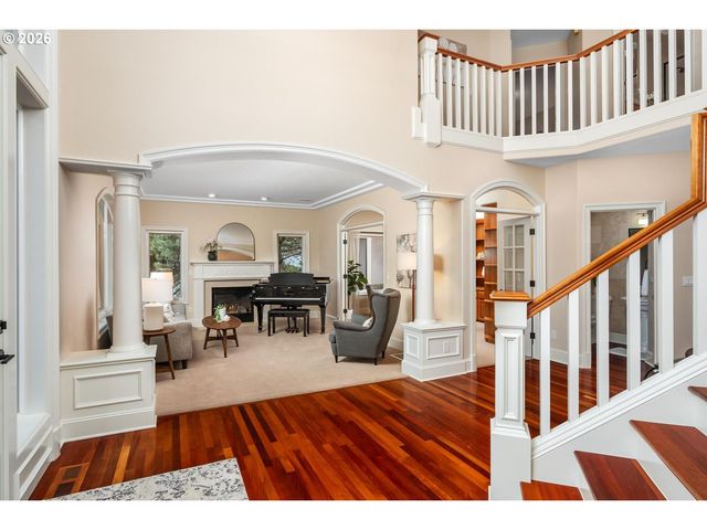 12352 Nw HIBBARD Dr, Portland, OR 97229