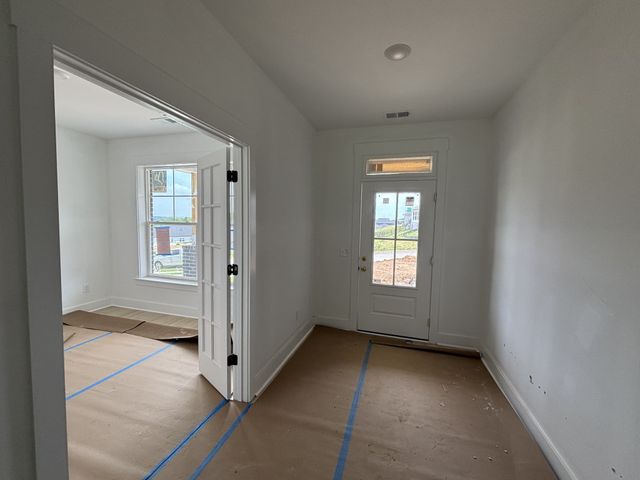 83 Russell Court, Lebanon, TN 37087