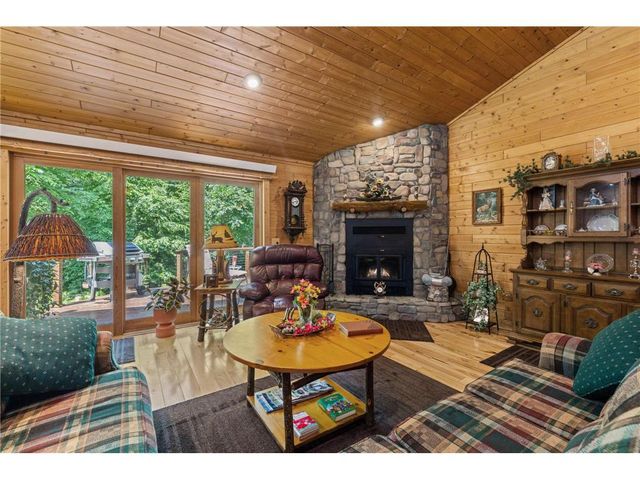 2485 50th Avenue, Osceola, WI 54020