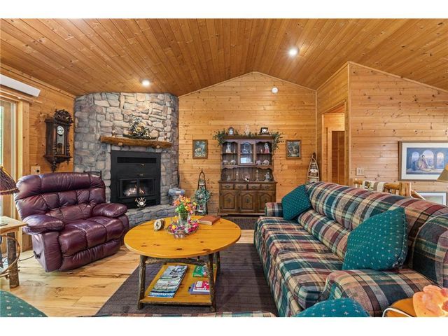 2485 50th Avenue, Osceola, WI 54020