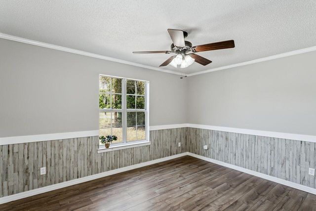 102 2nd Avenue, Shalimar, FL 32579