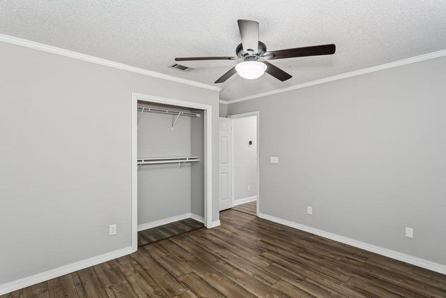 102 2nd Avenue, Shalimar, FL 32579