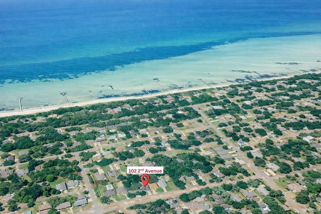 102 2nd Avenue, Shalimar, FL 32579