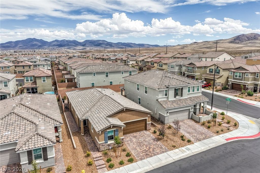 2768 Cava Tirreni Street, Henderson, NV 89044 — exterior