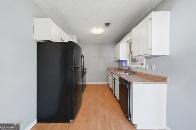 3399 Mansfield Lane, Snellville, GA 30039