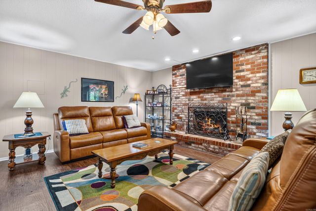 140 Halteria Street, Hot Springs, AR 71913