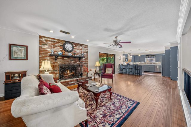140 Halteria Street, Hot Springs, AR 71913