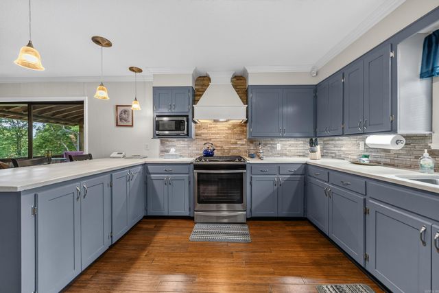 140 Halteria Street, Hot Springs, AR 71913