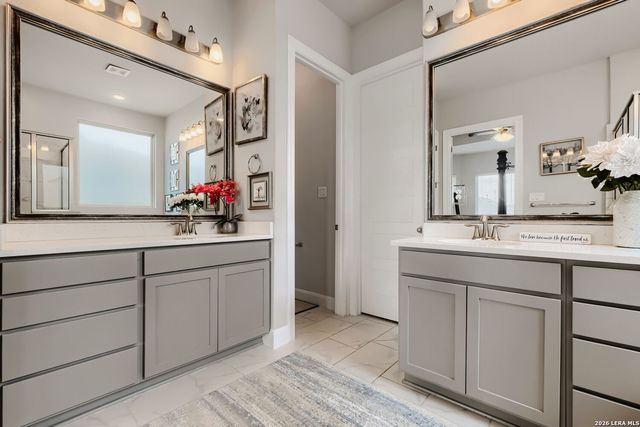 3163 DAISY MDW, New Braunfels, TX 78130