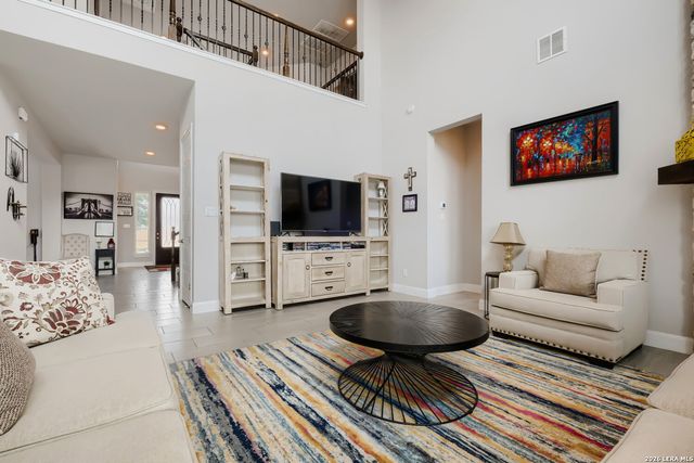 3163 DAISY MDW, New Braunfels, TX 78130