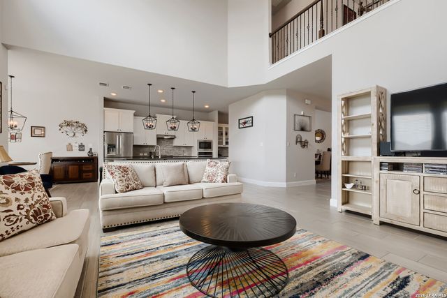 3163 DAISY MDW, New Braunfels, TX 78130
