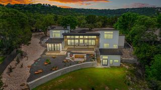 270 S Lehmann Dr, Kerrville, TX 78028