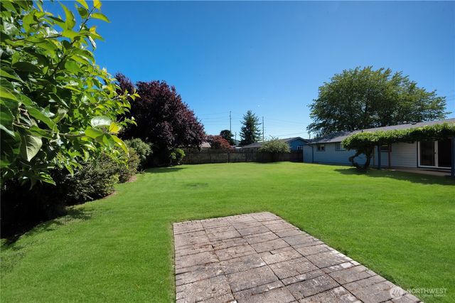 8947 Fruitdale Road, Sedro Woolley, WA 98284