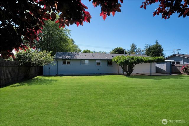 8947 Fruitdale Road, Sedro Woolley, WA 98284