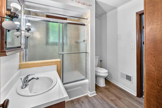 30421 Forest DRIVE, Burlington, WI 53105
