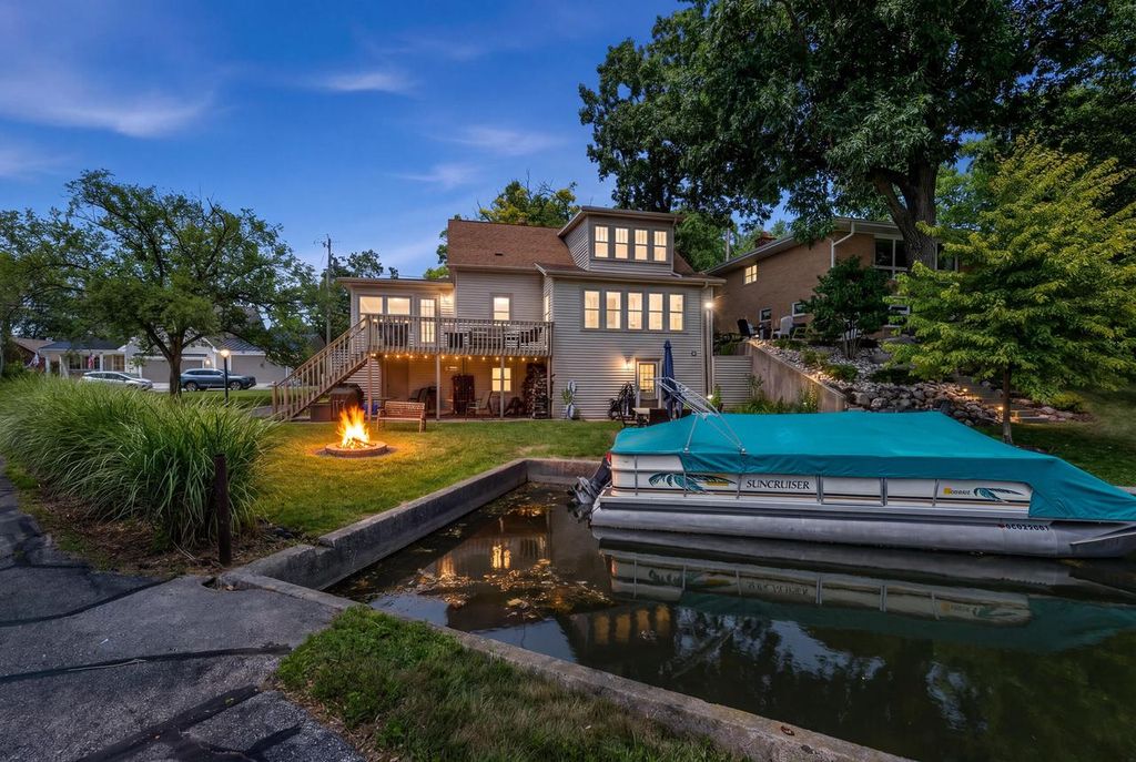 30421 Forest DRIVE, Burlington, WI 53105