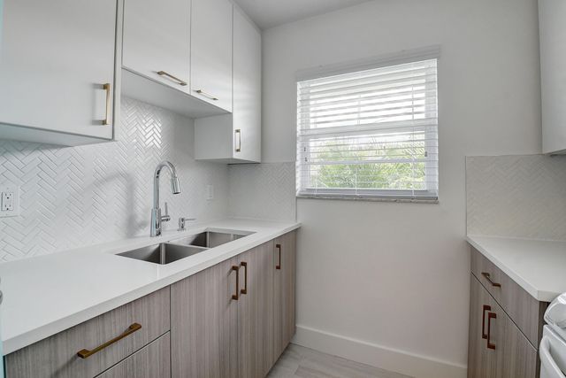 502 N H Street 1-4, Lake Worth Beach, FL 33460