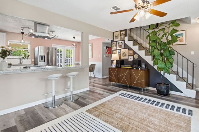 722 Cindy Drive, Cedar Hill, TX 75104