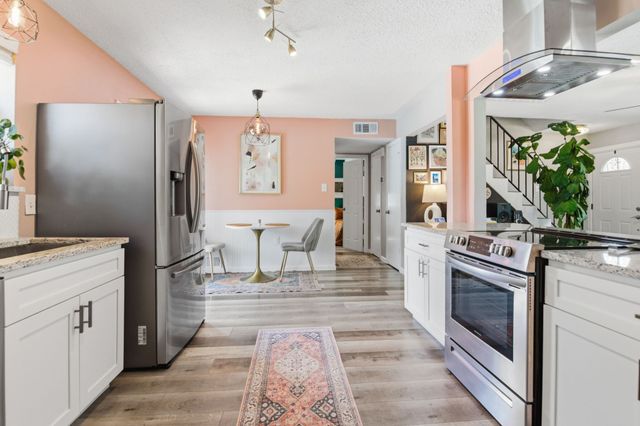 722 Cindy Drive, Cedar Hill, TX 75104