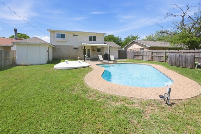 722 Cindy Drive, Cedar Hill, TX 75104