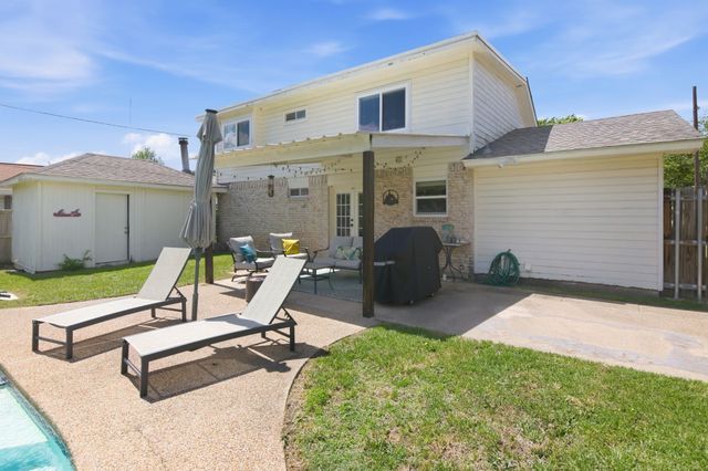 722 Cindy Drive, Cedar Hill, TX 75104