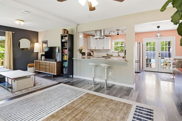 722 Cindy Drive, Cedar Hill, TX 75104