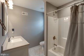 533 MAPLE ST, Bristol, PA 19007