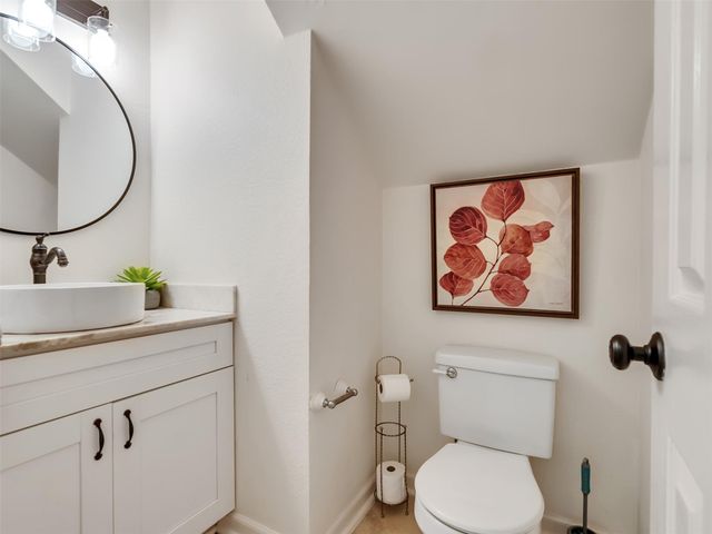 10811 Meadow Walk Lane, Houston, TX 77067