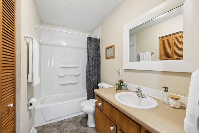 710 3rd Street, Colona, IL 61241