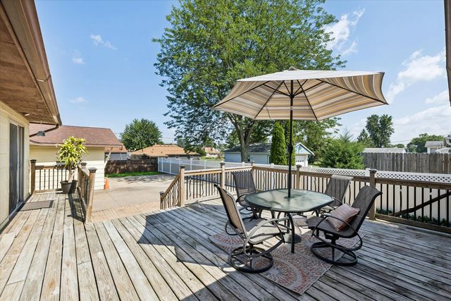 710 3rd Street, Colona, IL 61241