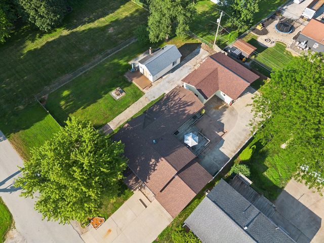710 3rd Street, Colona, IL 61241
