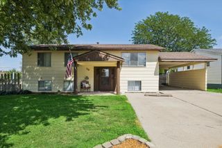 710 3rd Street, Colona, IL 61241