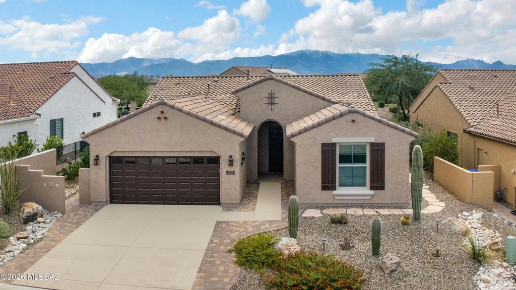 59855 E Juniper Road, Oracle, AZ 85623
