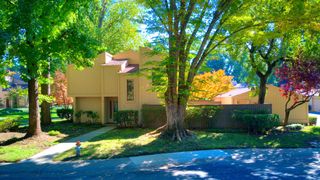 151 Hartnell Pl, Sacramento, CA 95825