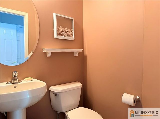 5201 Schindler Drive, South Brunswick, NJ 08852